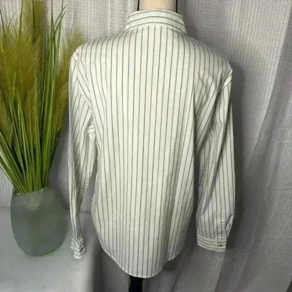 Market By Chico’s 2 L Women’s Blue Pin Stripes Long Sleeve Button Down Dressy - Picture 5 of 9